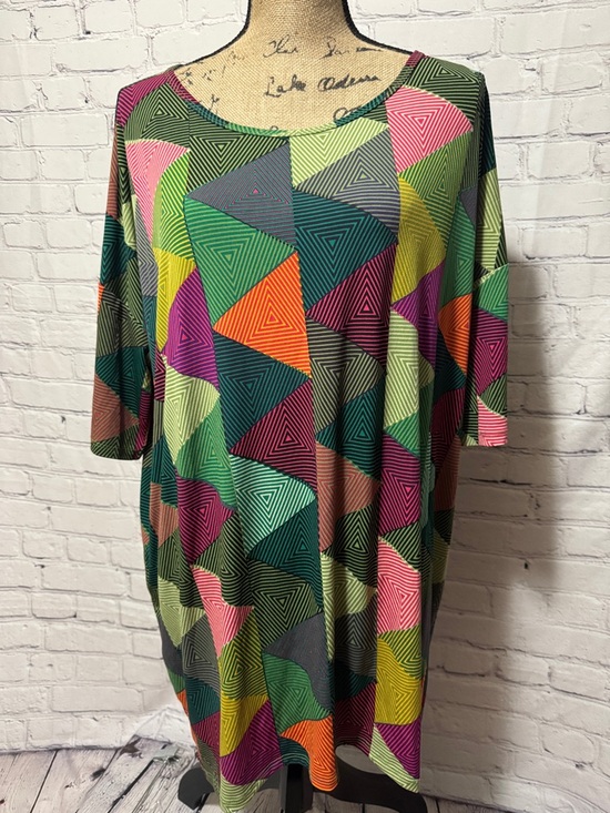 LuLaRoe Tops - EUC Slinky! LuLaRoe Irma Colorful Geometric Pattern Tunic